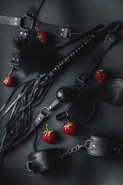 Acessórios BDSM para iniciantes: kits por perfil e orçamento