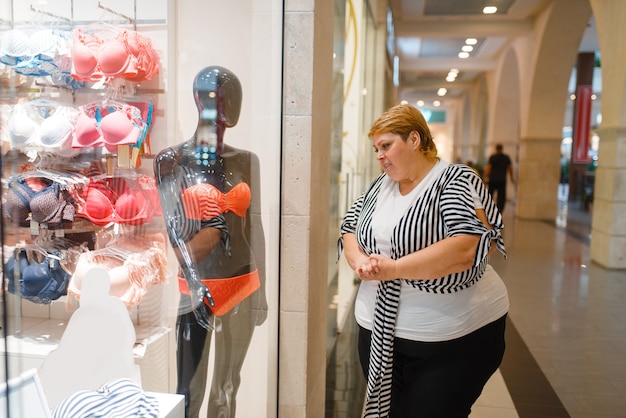 Como usar Lingerie Erótica Plus Size com conforto e estilo